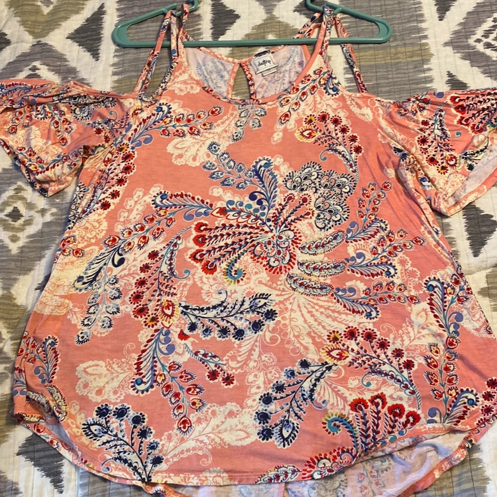 Buckle off shoulder top
